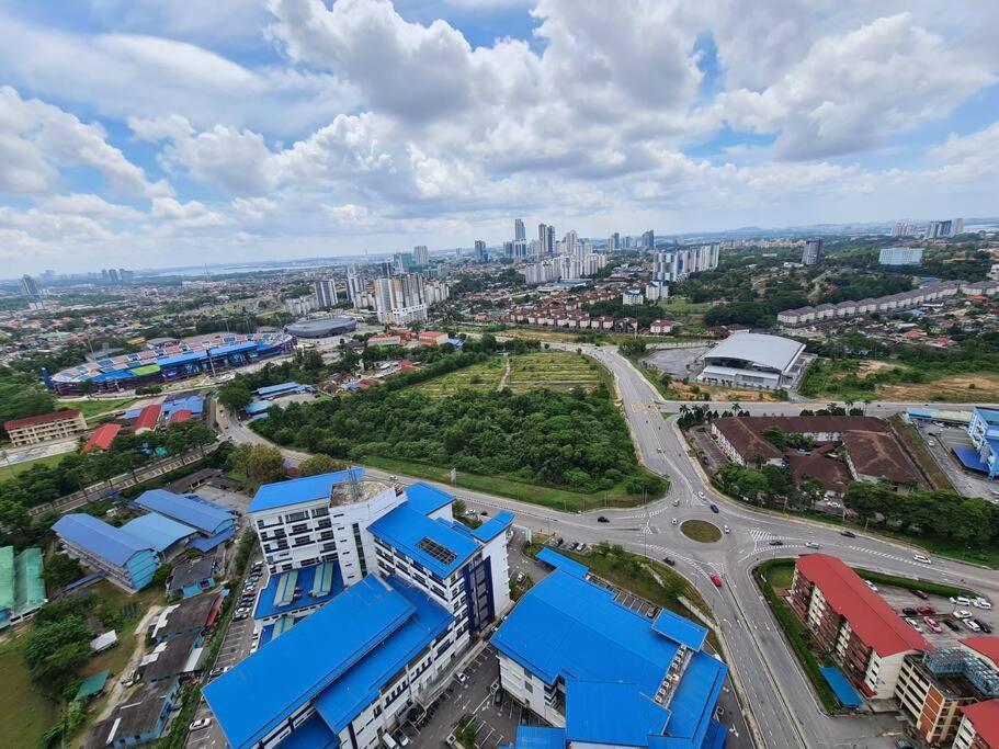 Eid Sks Habitat -Free Wifi Netflix, Larkin, Johor Bahru Lejlighed Eksteriør billede