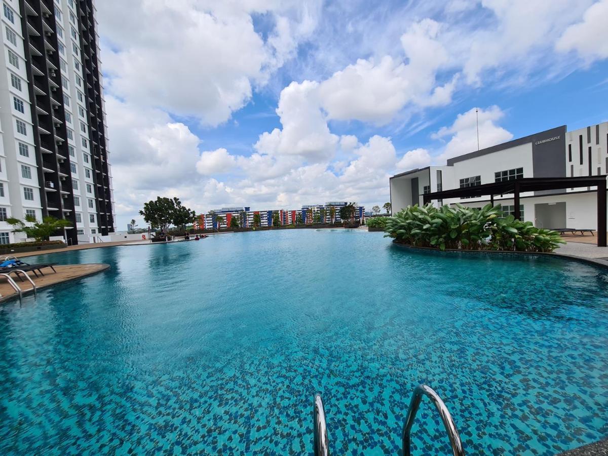 Eid Sks Habitat -Free Wifi Netflix, Larkin, Johor Bahru Lejlighed Eksteriør billede