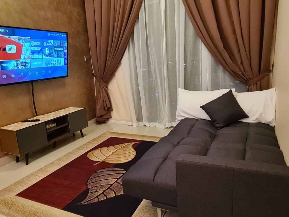 Eid Sks Habitat -Free Wifi Netflix, Larkin, Johor Bahru Lejlighed Eksteriør billede