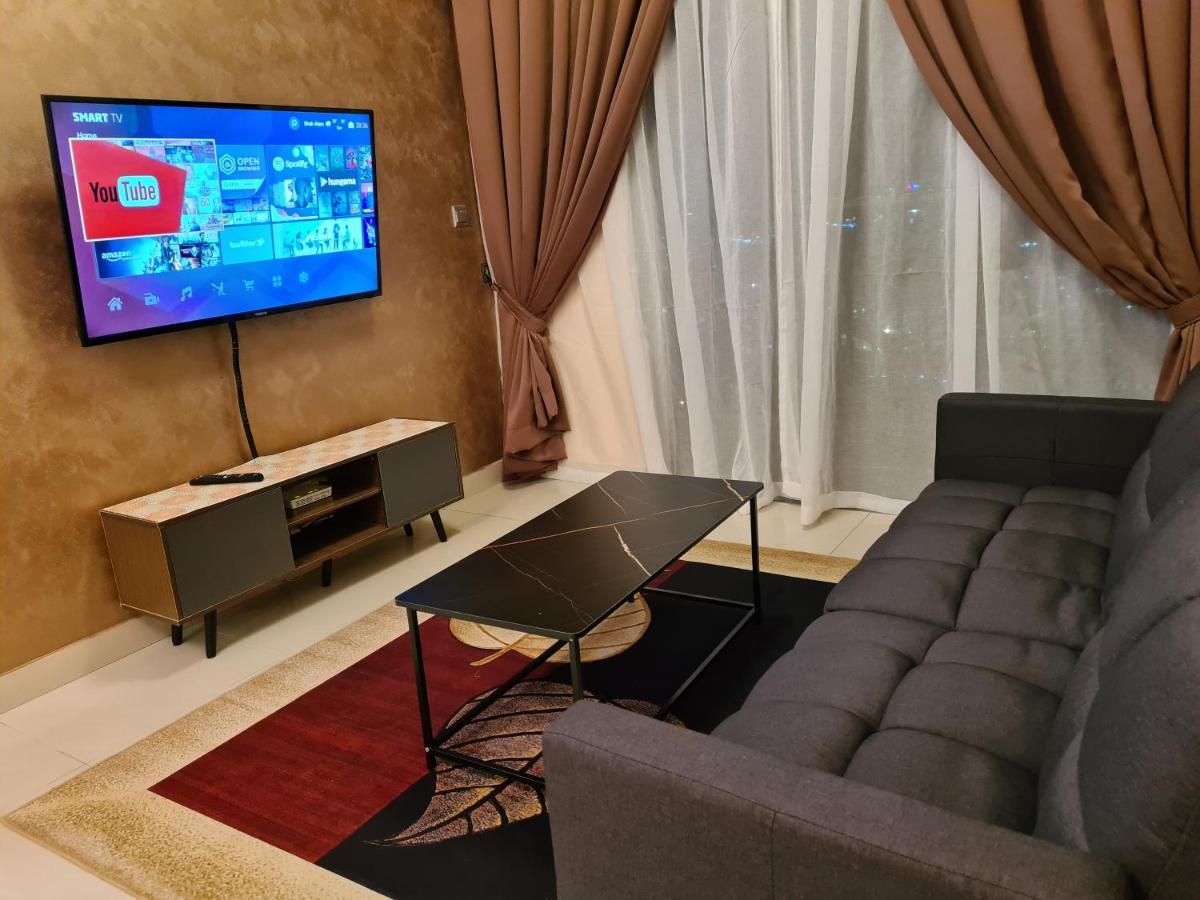 Eid Sks Habitat -Free Wifi Netflix, Larkin, Johor Bahru Lejlighed Eksteriør billede