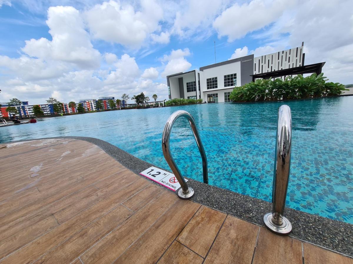 Eid Sks Habitat -Free Wifi Netflix, Larkin, Johor Bahru Lejlighed Eksteriør billede