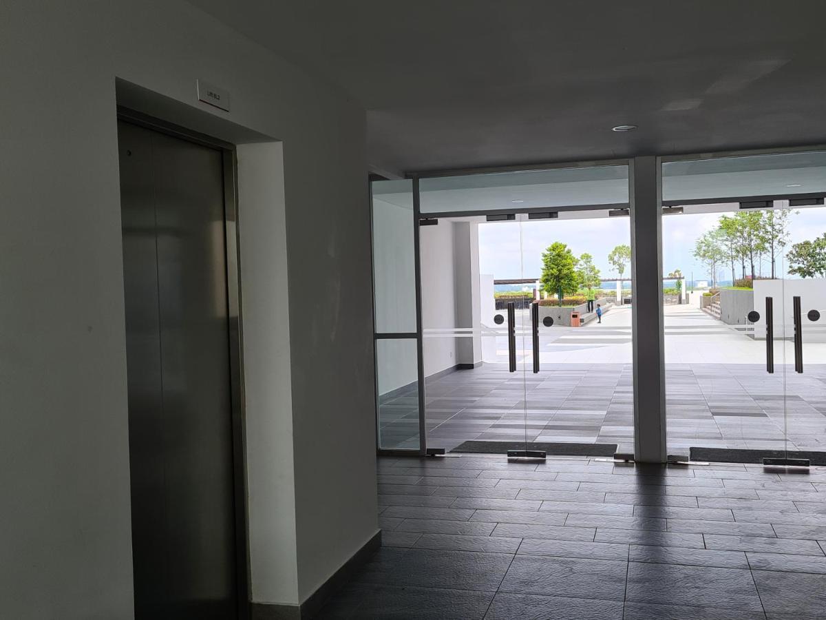 Eid Sks Habitat -Free Wifi Netflix, Larkin, Johor Bahru Lejlighed Eksteriør billede
