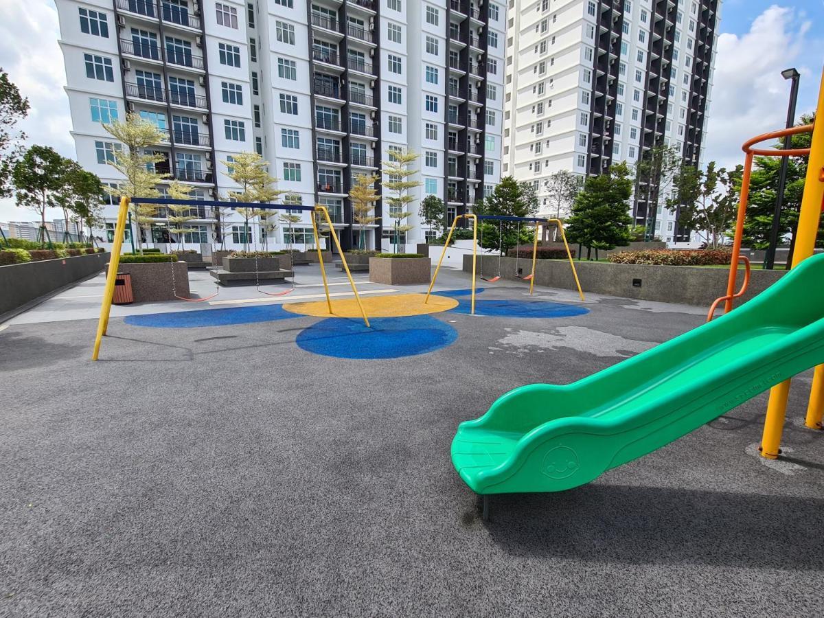 Eid Sks Habitat -Free Wifi Netflix, Larkin, Johor Bahru Lejlighed Eksteriør billede