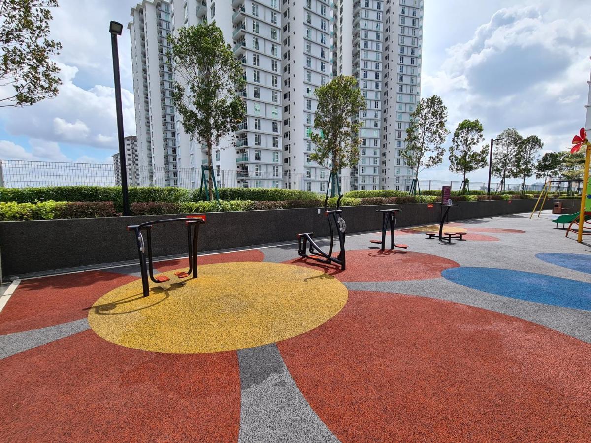 Eid Sks Habitat -Free Wifi Netflix, Larkin, Johor Bahru Lejlighed Eksteriør billede