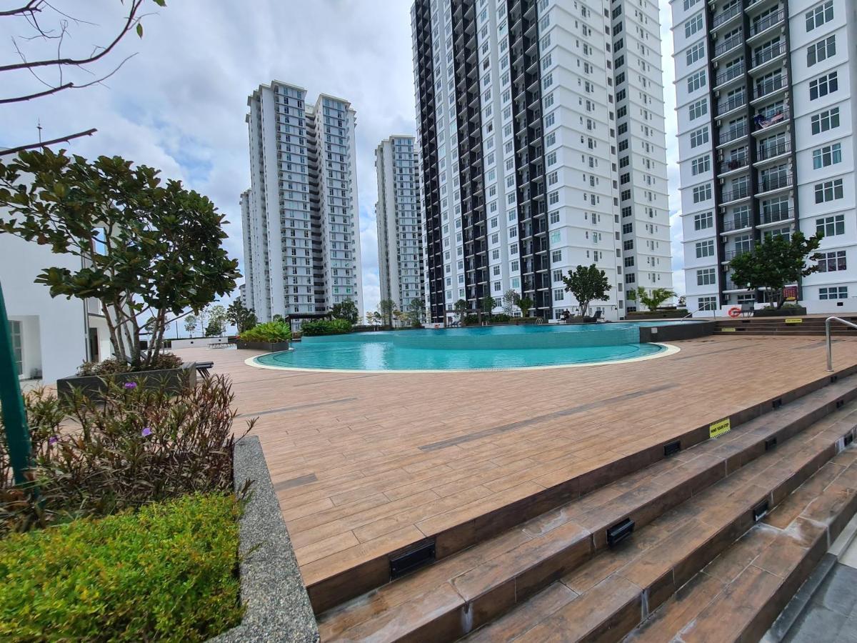 Eid Sks Habitat -Free Wifi Netflix, Larkin, Johor Bahru Lejlighed Eksteriør billede