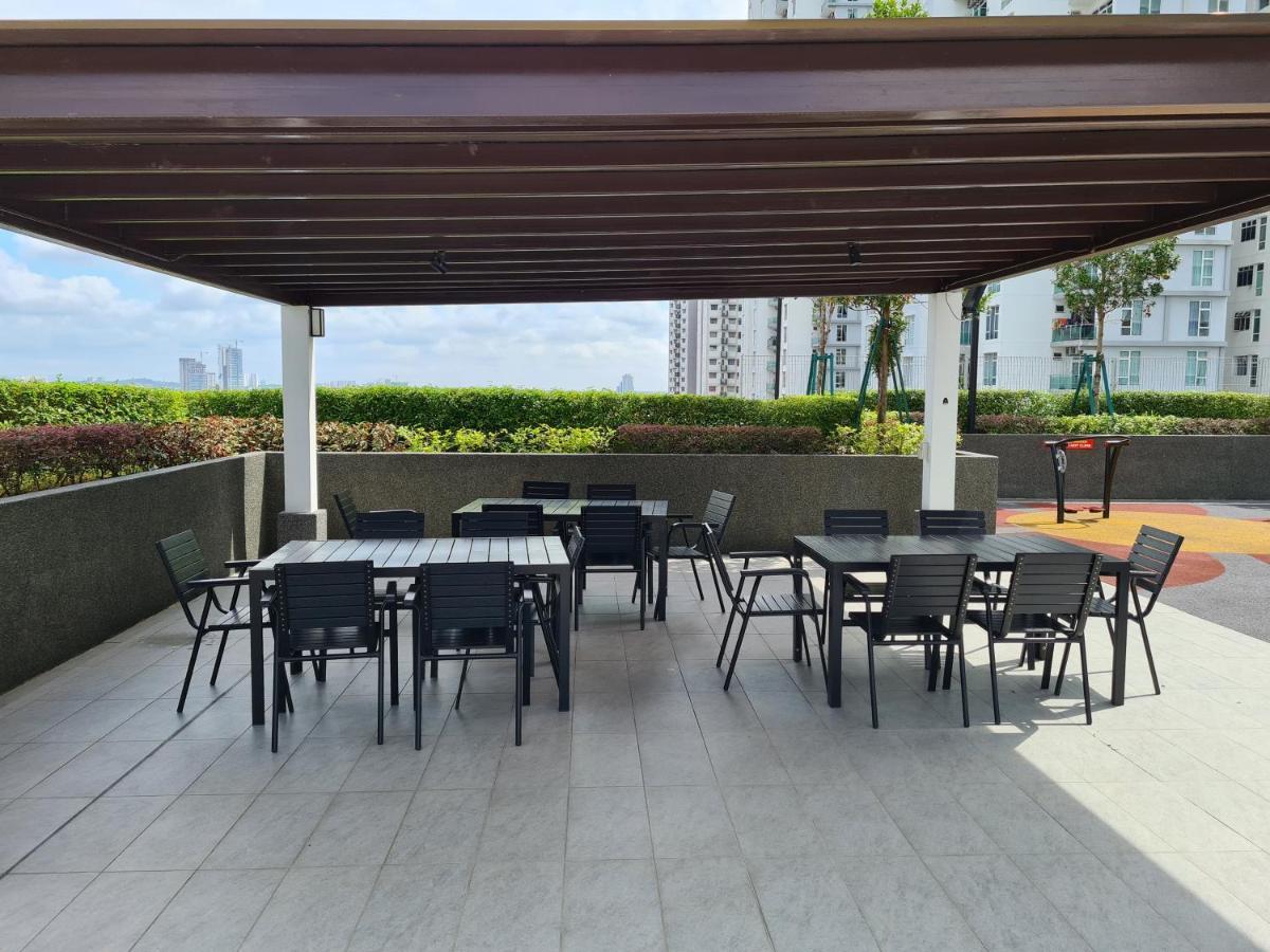 Eid Sks Habitat -Free Wifi Netflix, Larkin, Johor Bahru Lejlighed Eksteriør billede