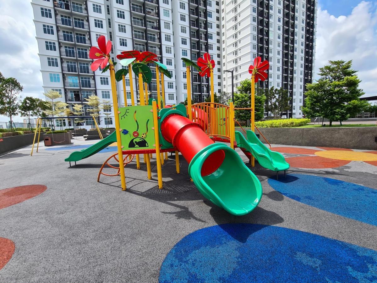 Eid Sks Habitat -Free Wifi Netflix, Larkin, Johor Bahru Lejlighed Eksteriør billede